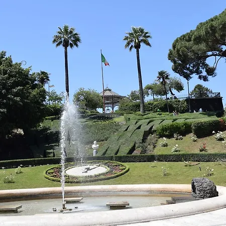 Il Cortiletto Di Piazza Verga *