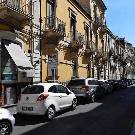 Il Cortiletto Di Piazza Verga * Katanya